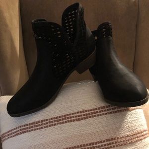 Black booties 🖤 ***Brand New, Never Been Worn***